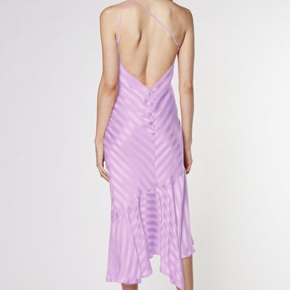 ONE SHOULDER RUFFLED DRESS - LILAC - Picture 2 of 6